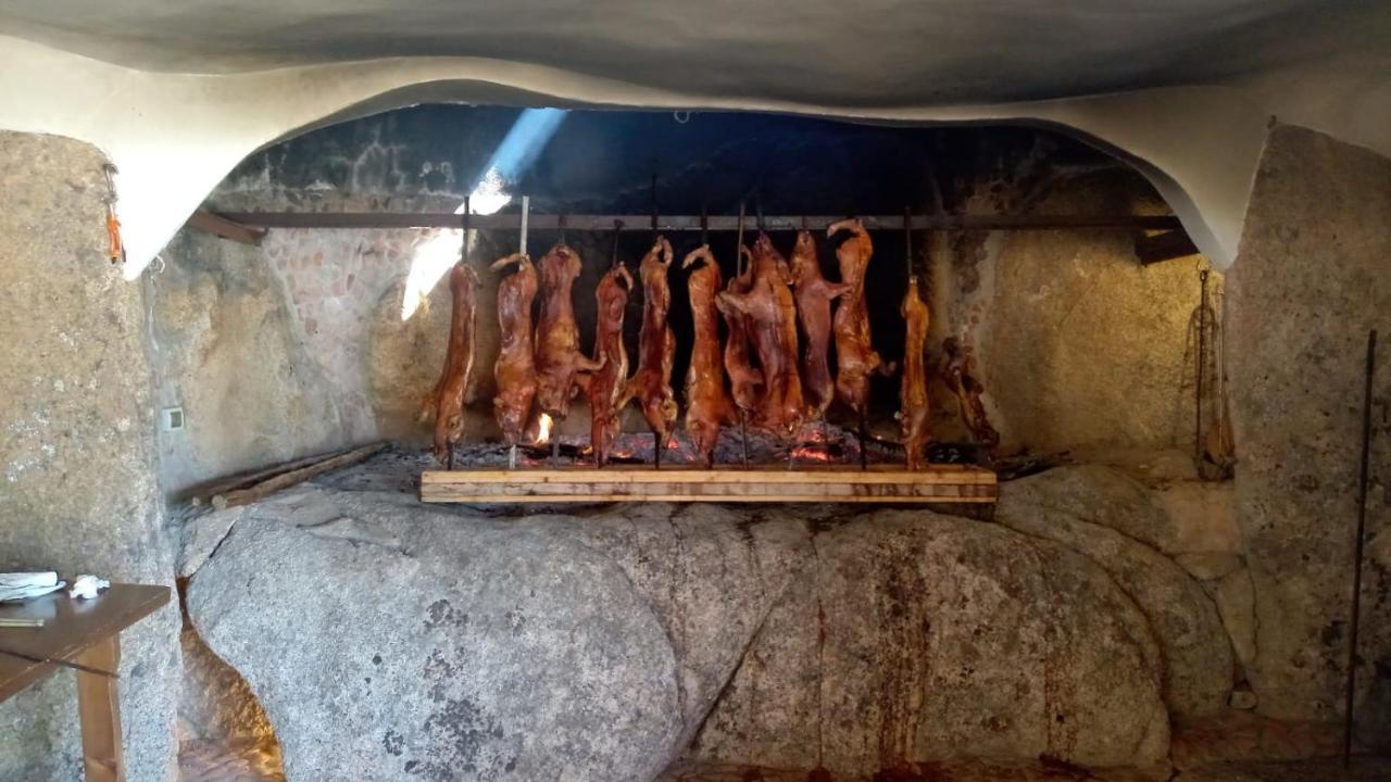 テンピオ・パウザーニア Agriturismo Pausaniaヴィラ エクステリア 写真